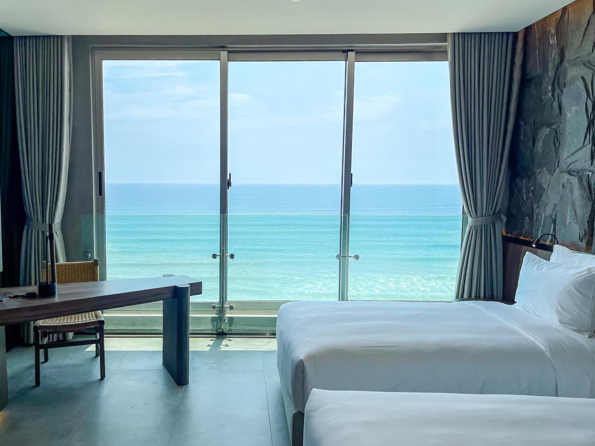 M Hotel Danang Kültér fotó Deluxe Ocean View